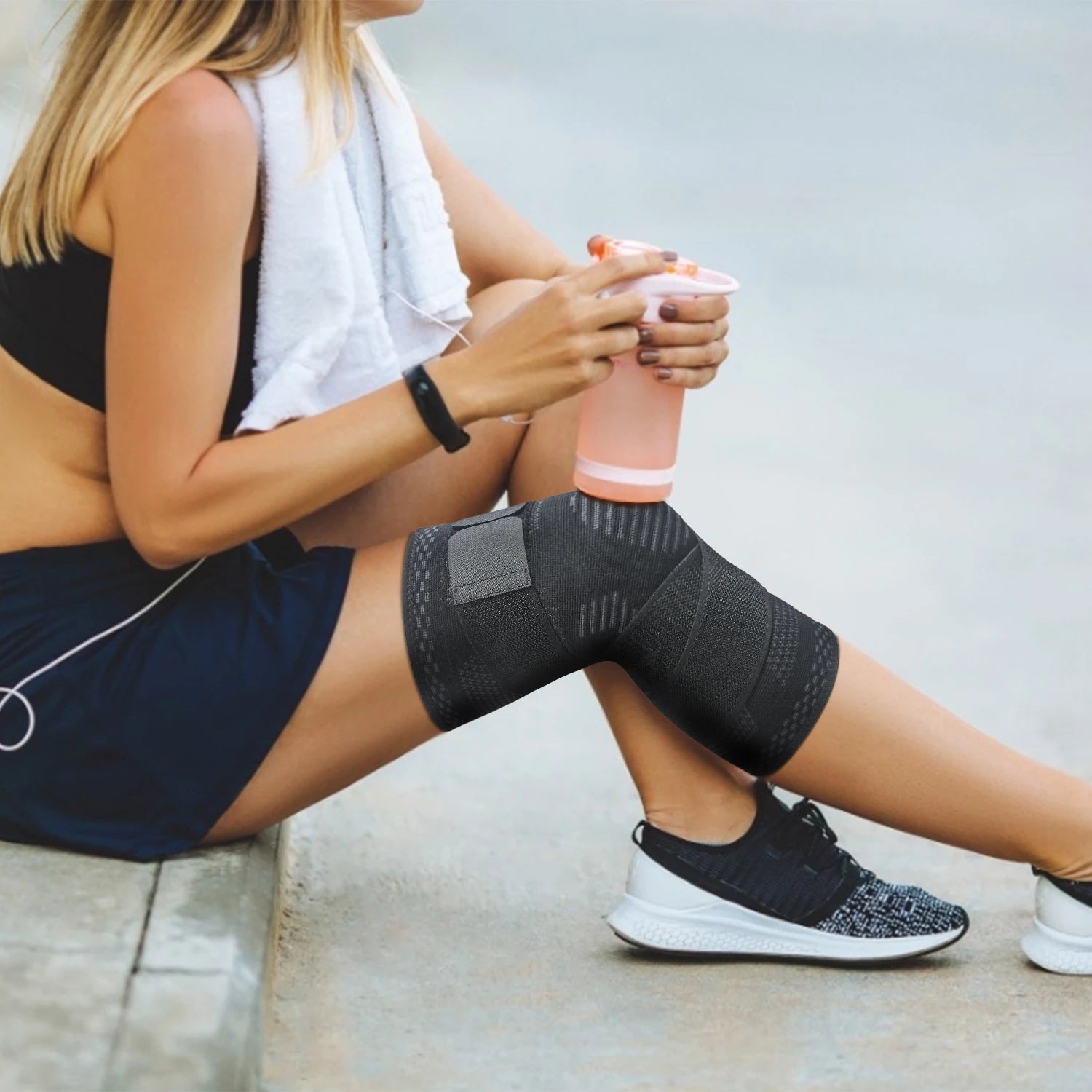 1PC Compression Knee Brace with Adjustable Bandage – Sports Support for Running, Basketball, Volleyball & Fitness - OJABay